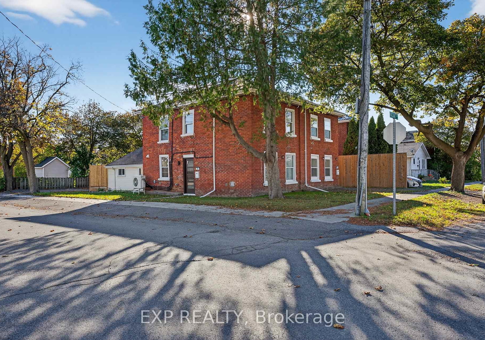 19-21-railway-terrace-belleville-ontario-x12506892