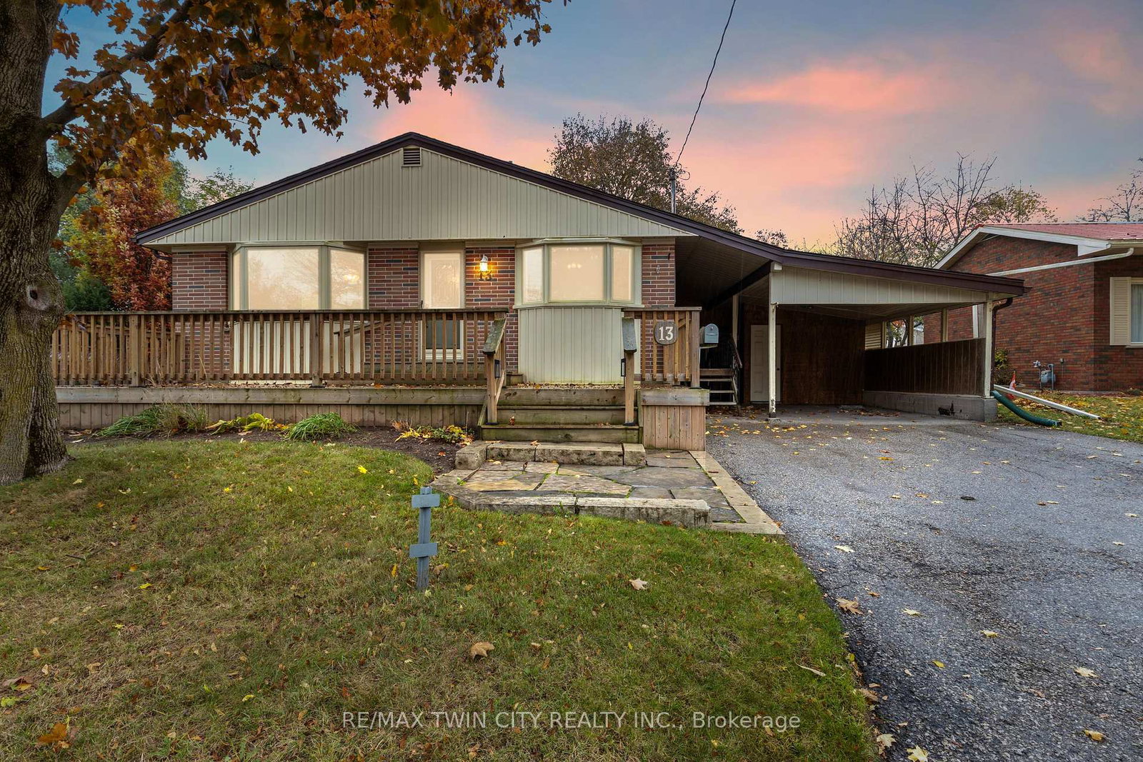 13-spencer-street-brant-ontario-x12506986