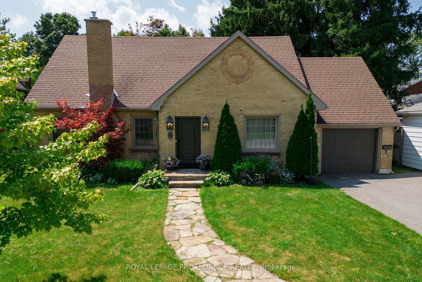 190-macdonald-avenue-belleville-ontario-x12507122