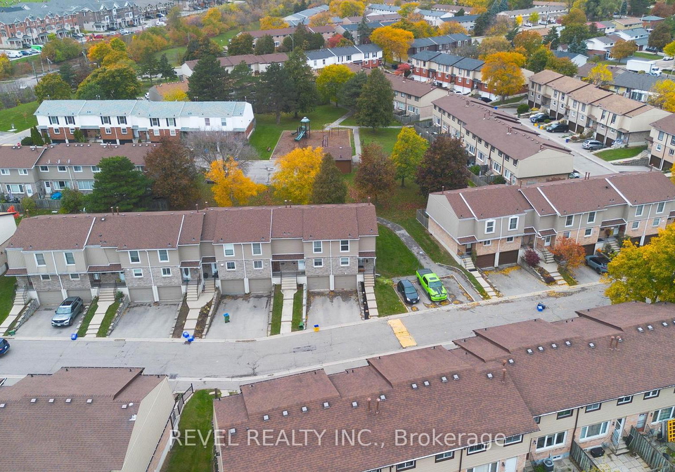 10-angus-road-hamilton-ontario-x12507224