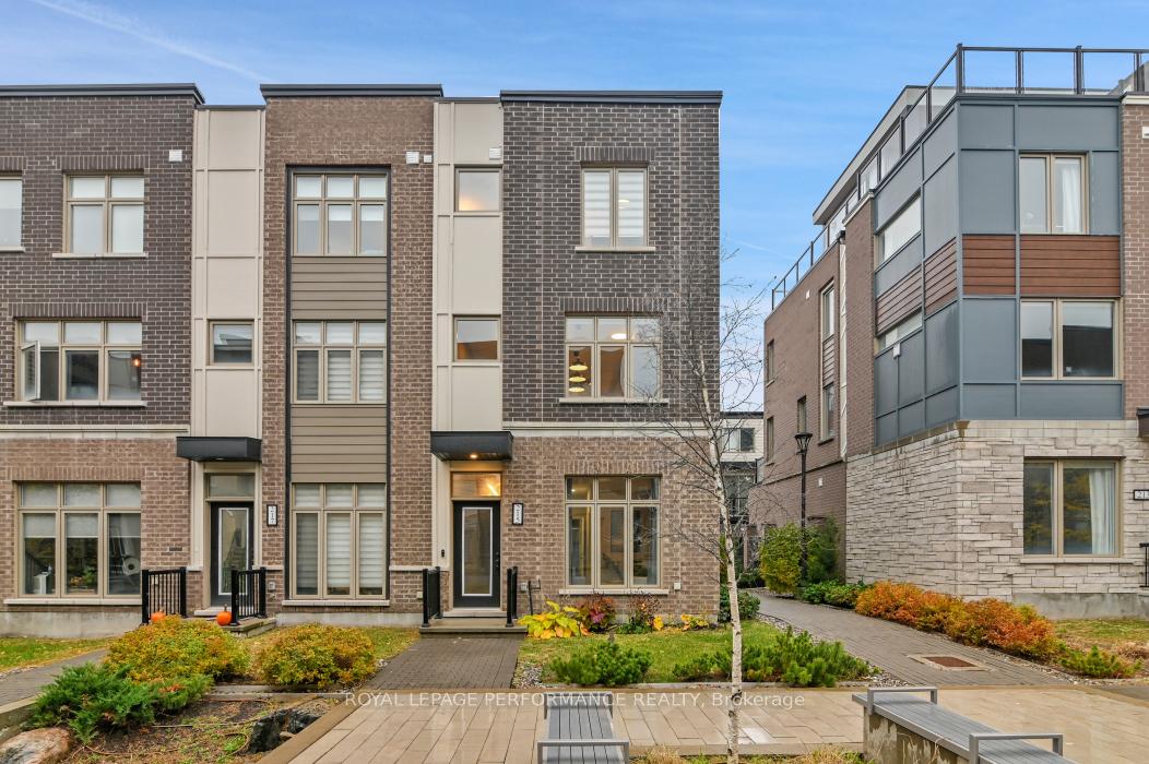 215-makadewa-private-ottawa-ontario-x12507470
