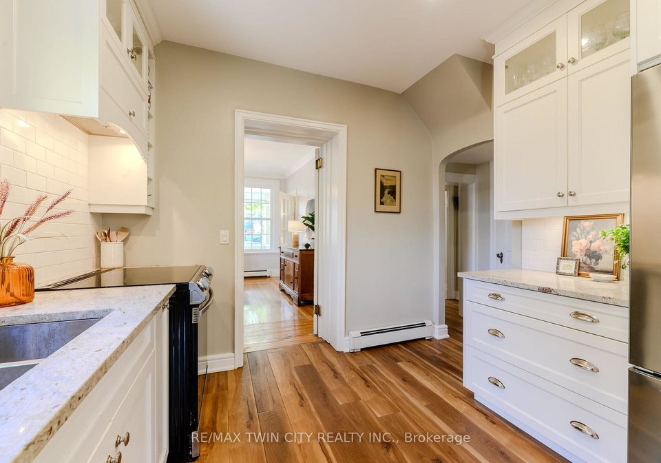35-egerton-street-brantford-ontario-x12507508