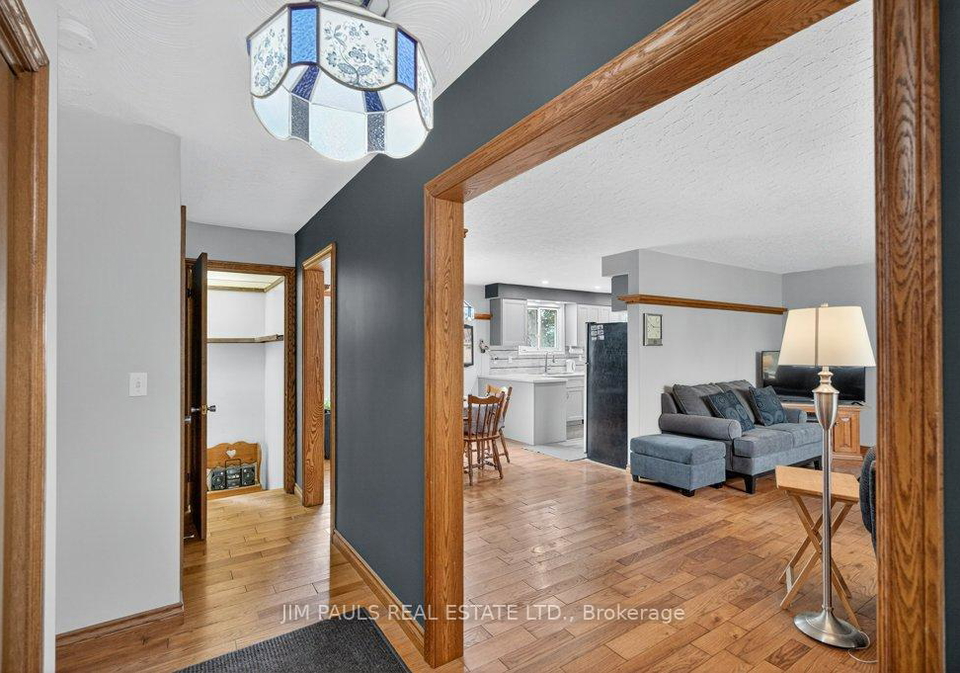9256-20-road-west-lincoln-ontario-x12507566