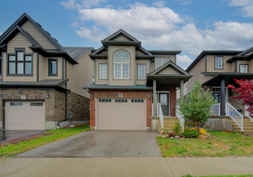 295-steepleridge-street-kitchener-ontario-x12507780
