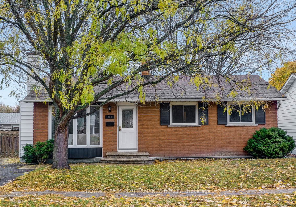 741-eastvale-drive-ottawa-ontario-x12509050