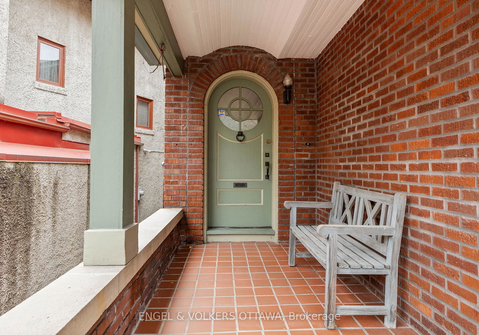 10-allan-place-ottawa-ontario-x12509092