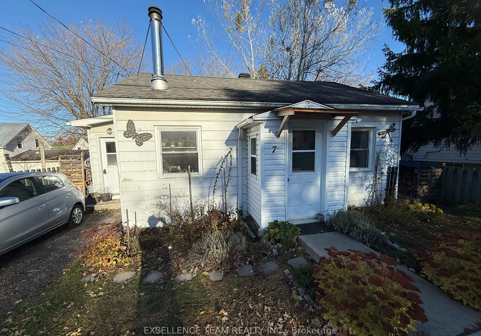 7-mechanic-street-e-north-glengarry-ontario-x12509728