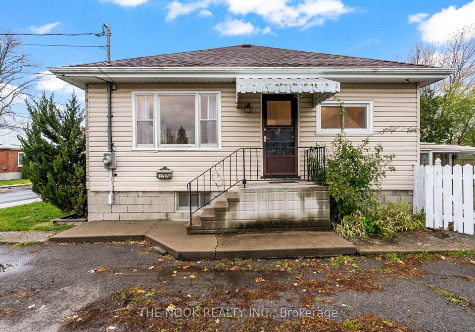 10-meyers-street-belleville-ontario-x12510390
