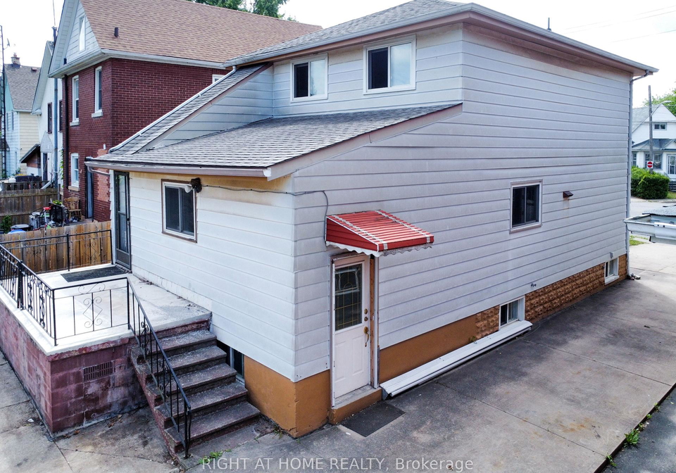 5023-kitchener-street-niagara-falls-ontario-x12511090