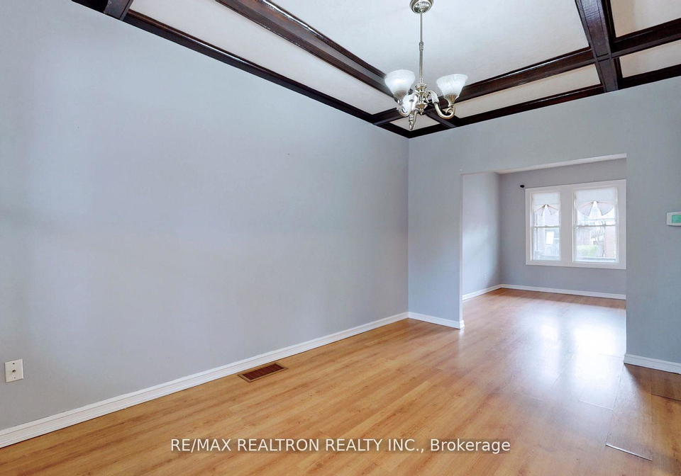 39-belmont-avenue-hamilton-ontario-x12511174