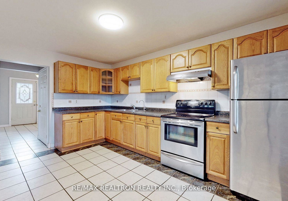 39-belmont-avenue-hamilton-ontario-x12511174