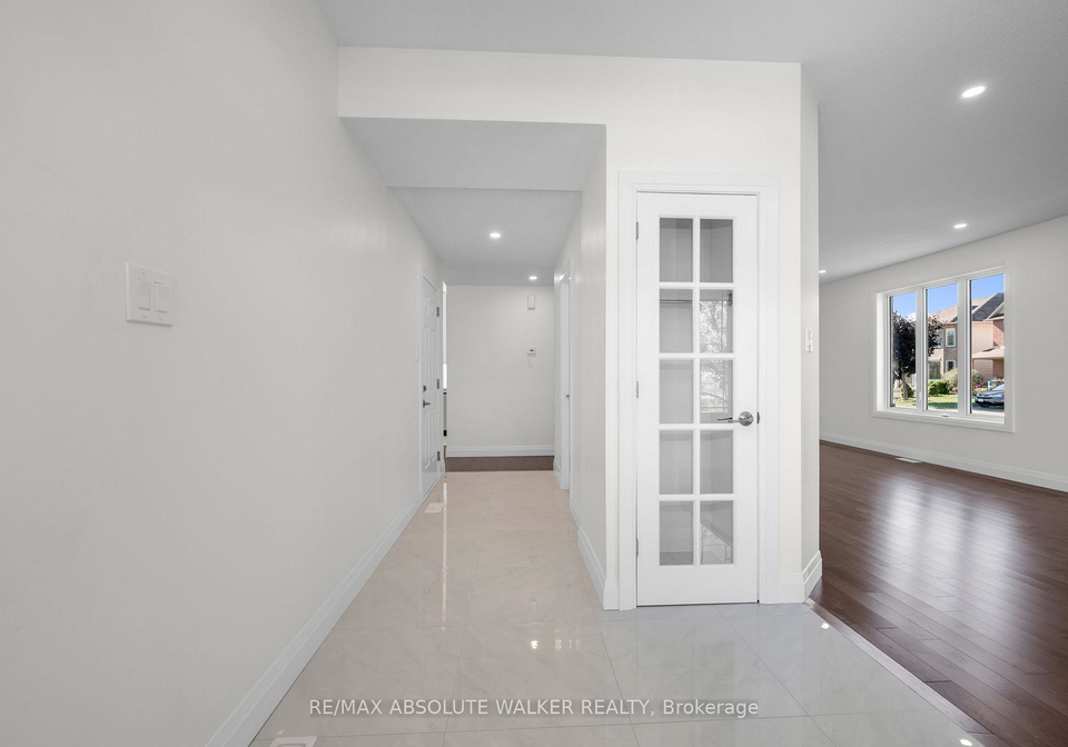 424-nittany-crescent-ottawa-ontario-x12511202