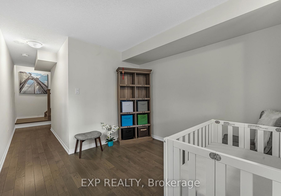 8317-mulberry-drive-niagara-falls-ontario-x12511244