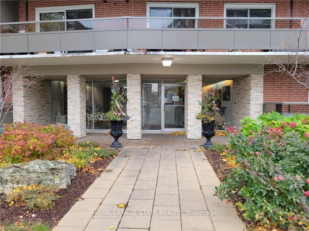 11-woodman-drive-s-hamilton-ontario-x12511620