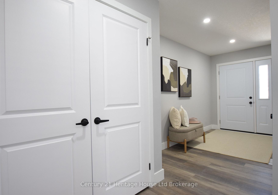 305-simcoe-street-woodstock-ontario-x12511696