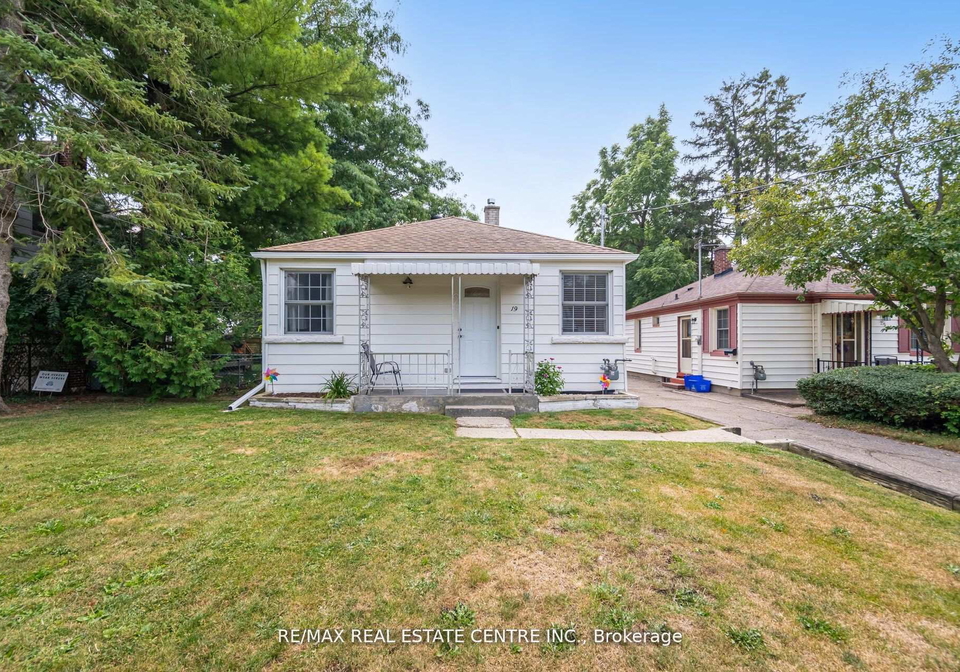19-seneca-drive-kitchener-ontario-x12512142