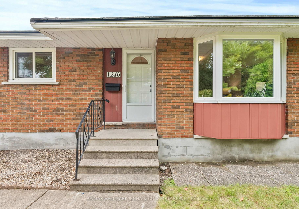 1246-cobden-road-ottawa-ontario-x12512346