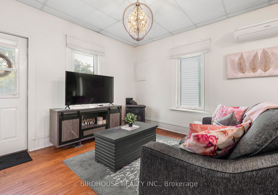 83-durham-street-w-kawartha-lakes-ontario-x12512430