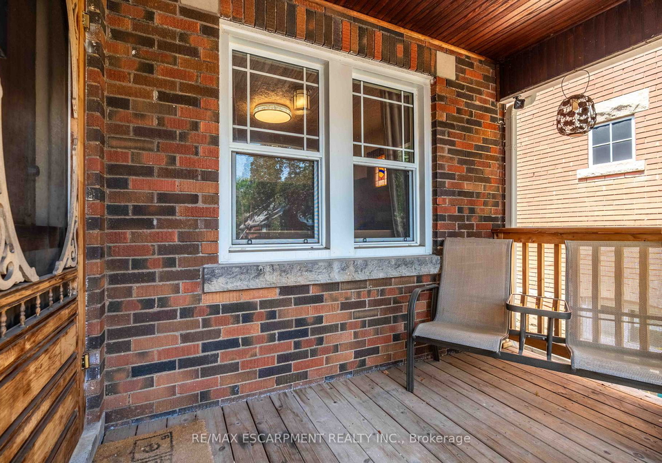 228-province-street-s-hamilton-ontario-x12512530