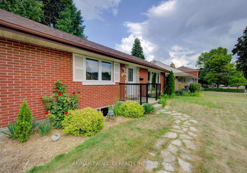 28-jack-avenue-kitchener-ontario-x12512708
