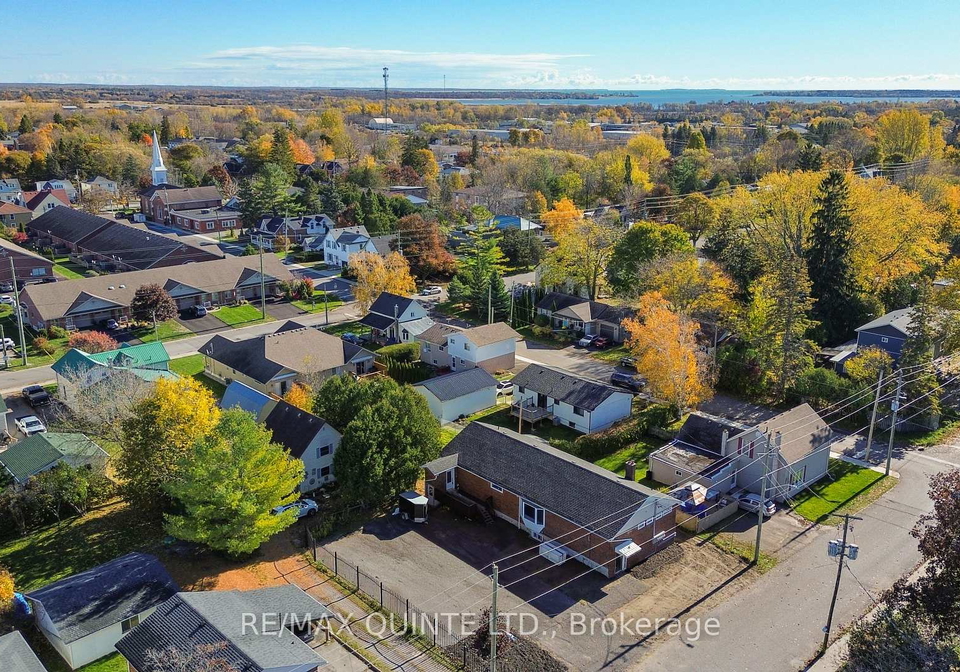2meade-street-brighton-ontario-x12512896