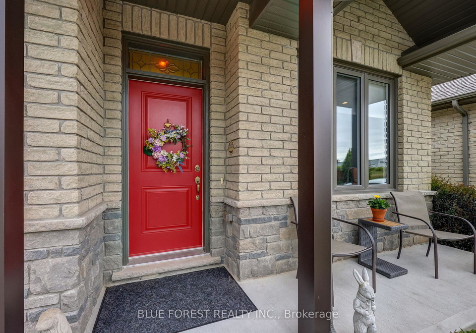 9-dausett-drive-middlesex-centre-ontario-x12512950