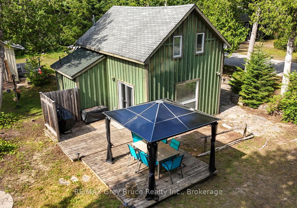 1106-king-edward-avenue-south-bruce-peninsula-ontario-x12513116