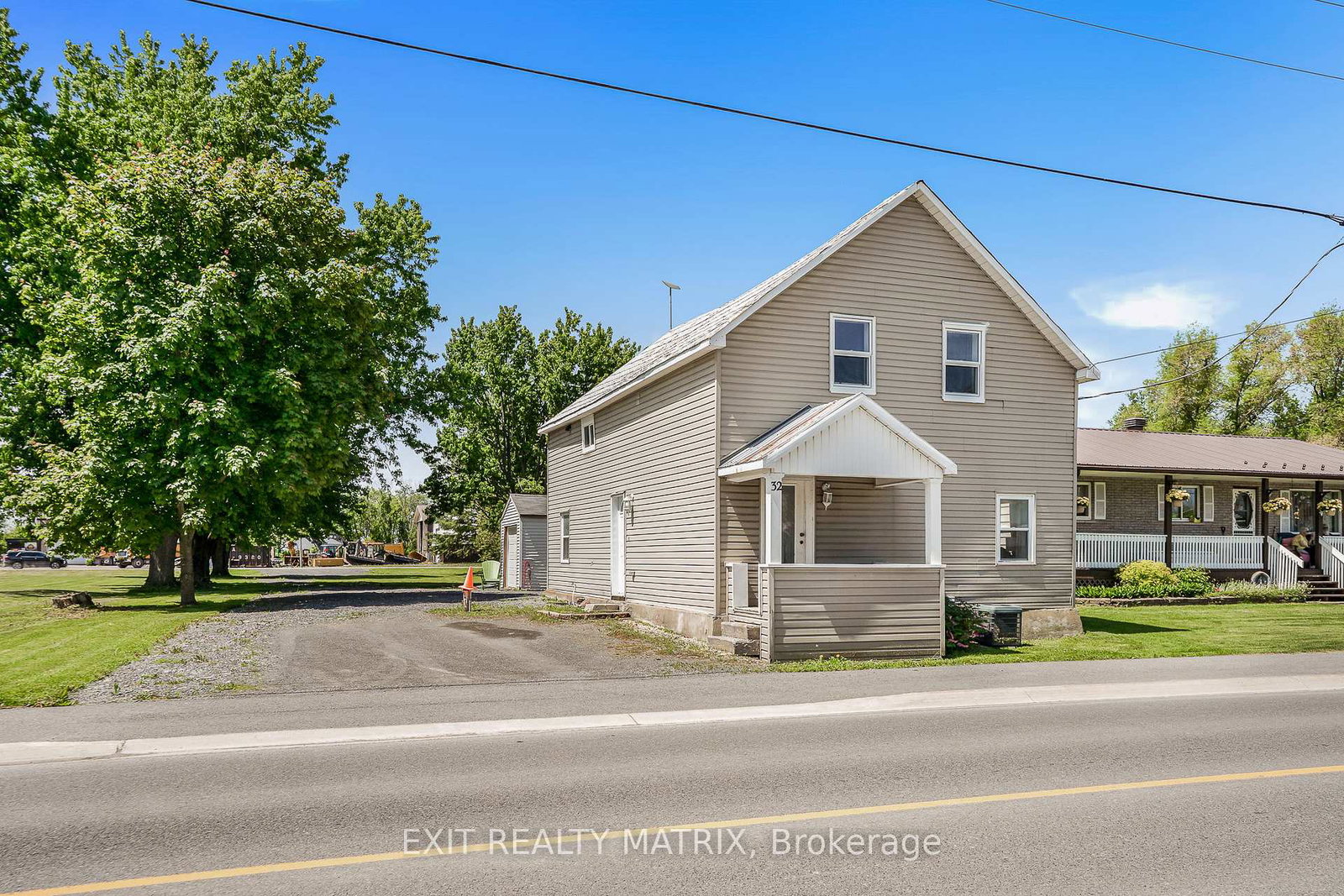 32-cockburn-street-north-stormont-ontario-x12513596