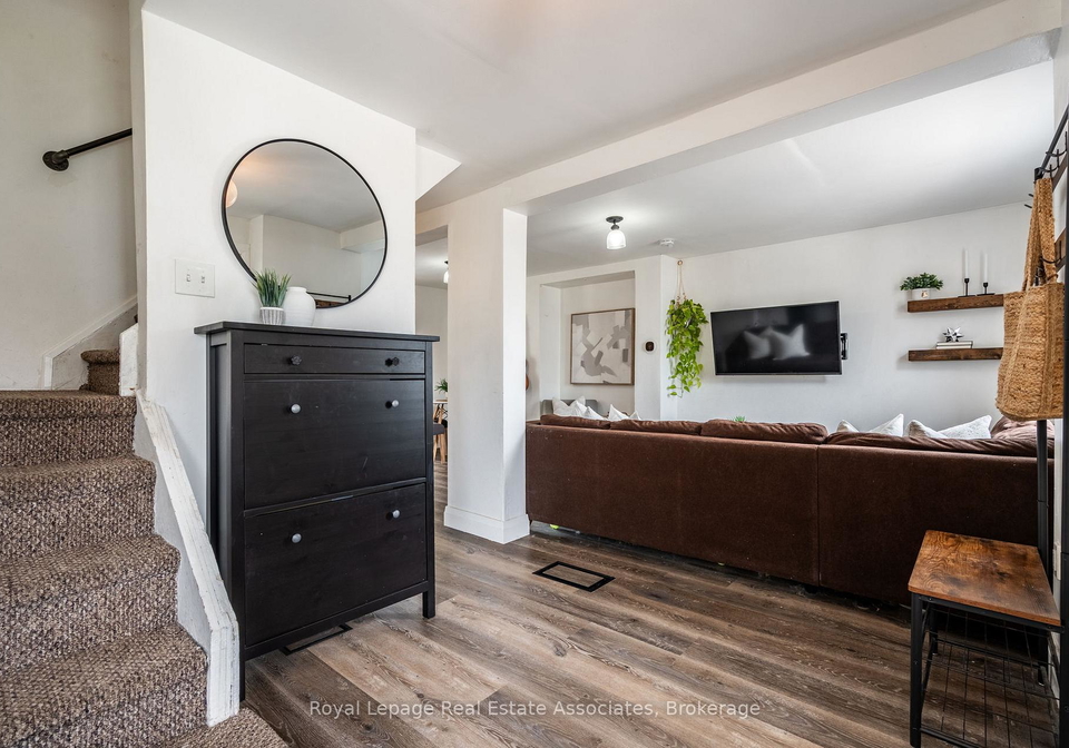 28-edinburgh-avenue-hamilton-ontario-x12513796