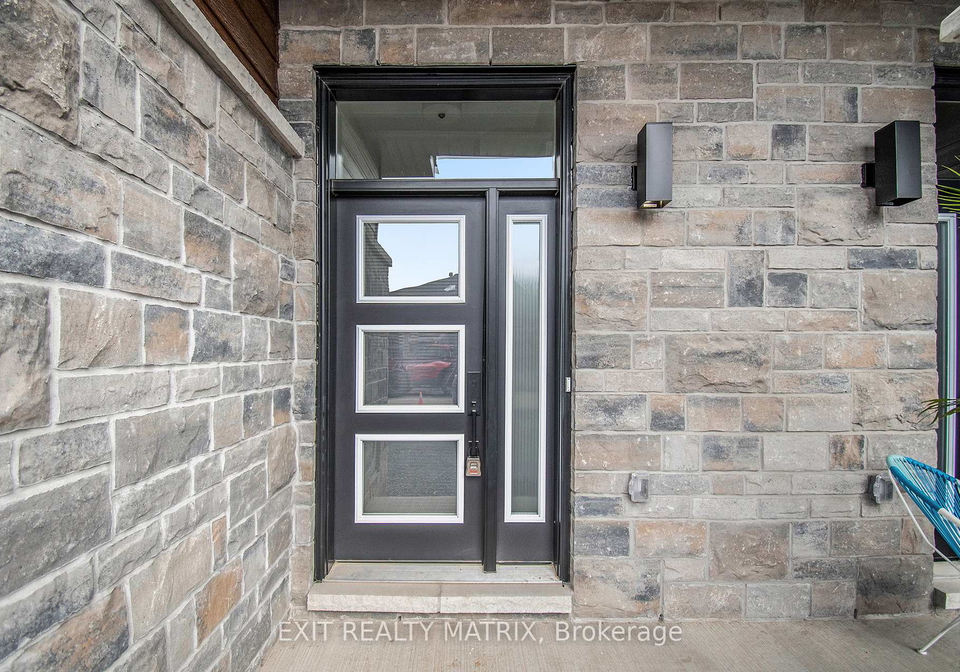 2016-berne-street-russell-ontario-x12514048