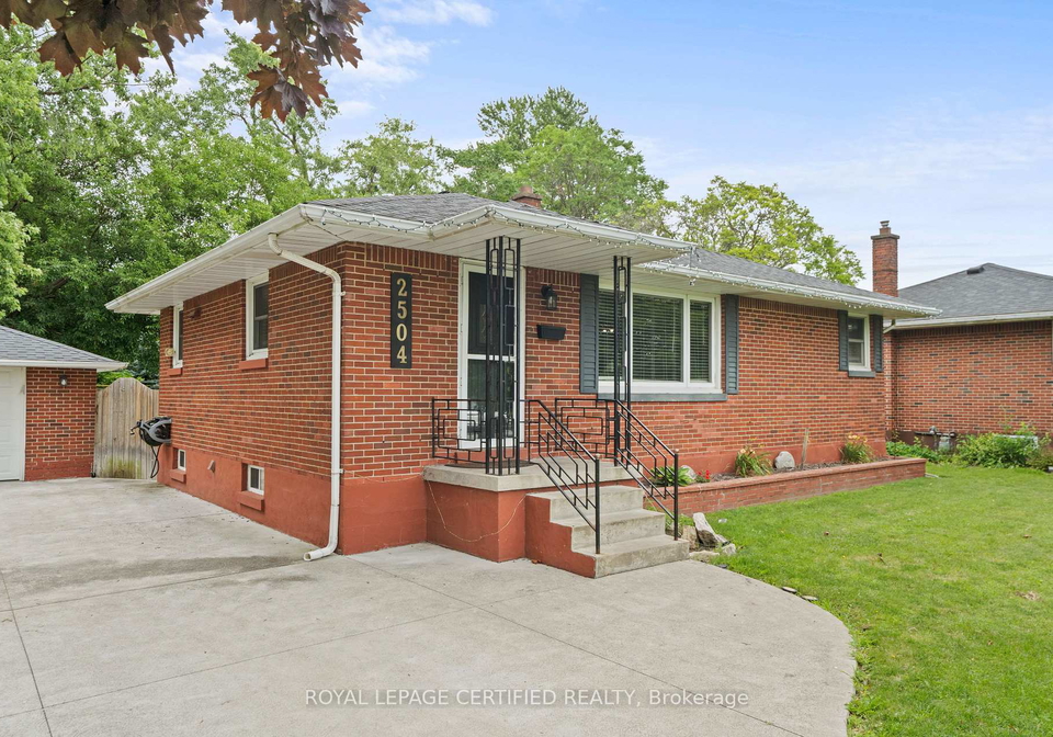 2504-askin-avenue-windsor-ontario-x12514878