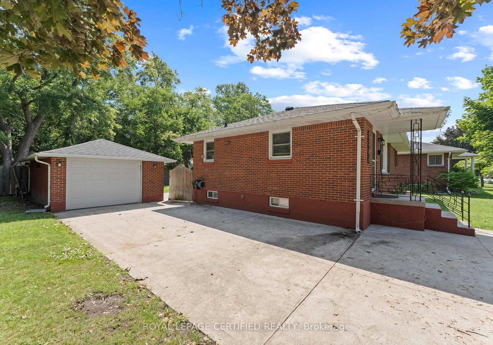 2504-askin-avenue-windsor-ontario-x12514878