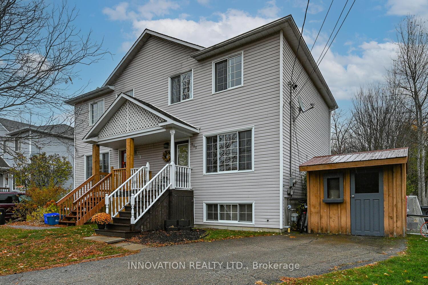 225-charlotte-street-merrickville-wolford-ontario-x12515034