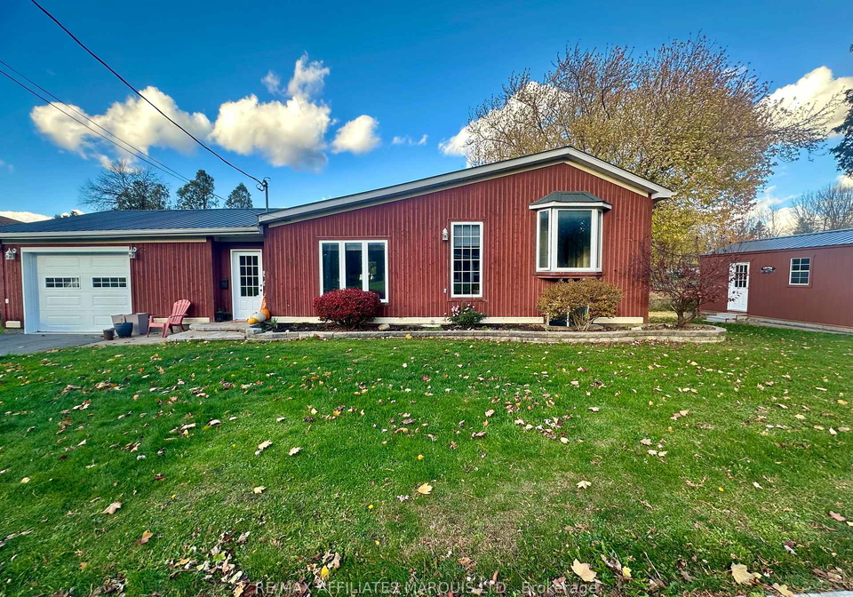 19663-william-street-south-glengarry-ontario-x12515112