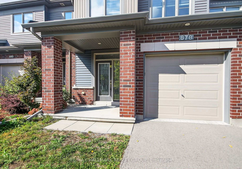 878-kilbirnie-drive-ottawa-ontario-x12515236