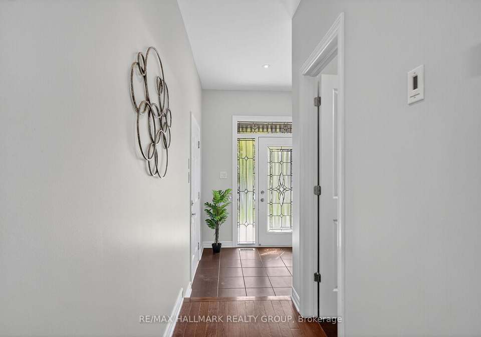 878-kilbirnie-drive-ottawa-ontario-x12515236