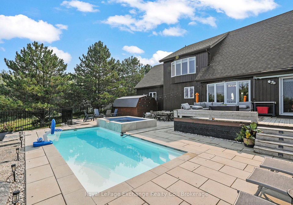 810-troys-trail-huron-kinloss-ontario-x12515642