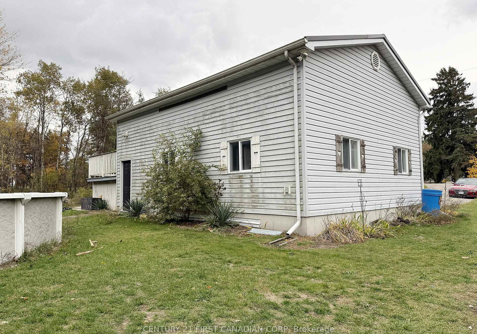 291-24-highway-w-norfolk-ontario-x12515776