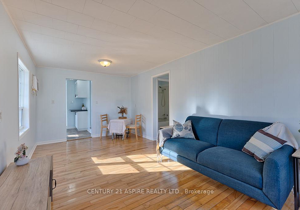 208-golf-course-road-laurentian-valley-ontario-x12516048