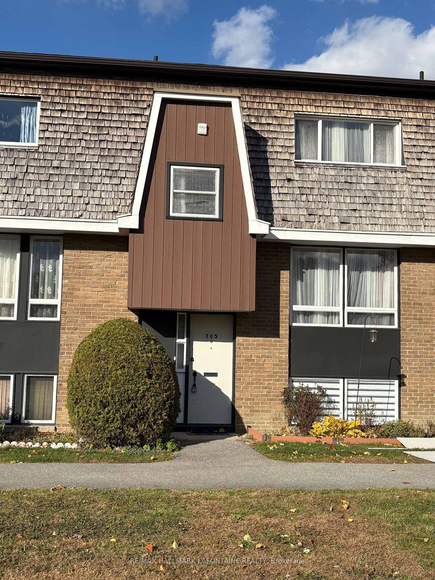 785-b-ridgewood-avenue-billings-bridge-riverside-park-and-area-ottawa-ontario-x12516124