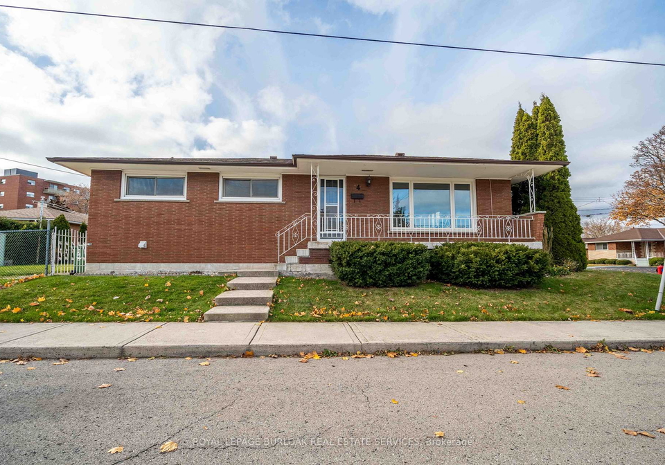 4-starlight-court-hamilton-ontario-x12516126