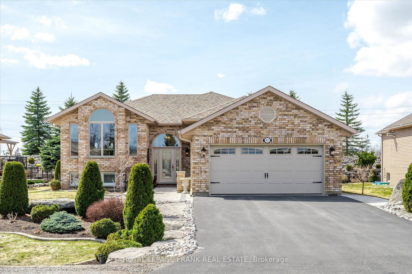 42-huntingwood-crescent-kawartha-lakes-ontario-x12516248