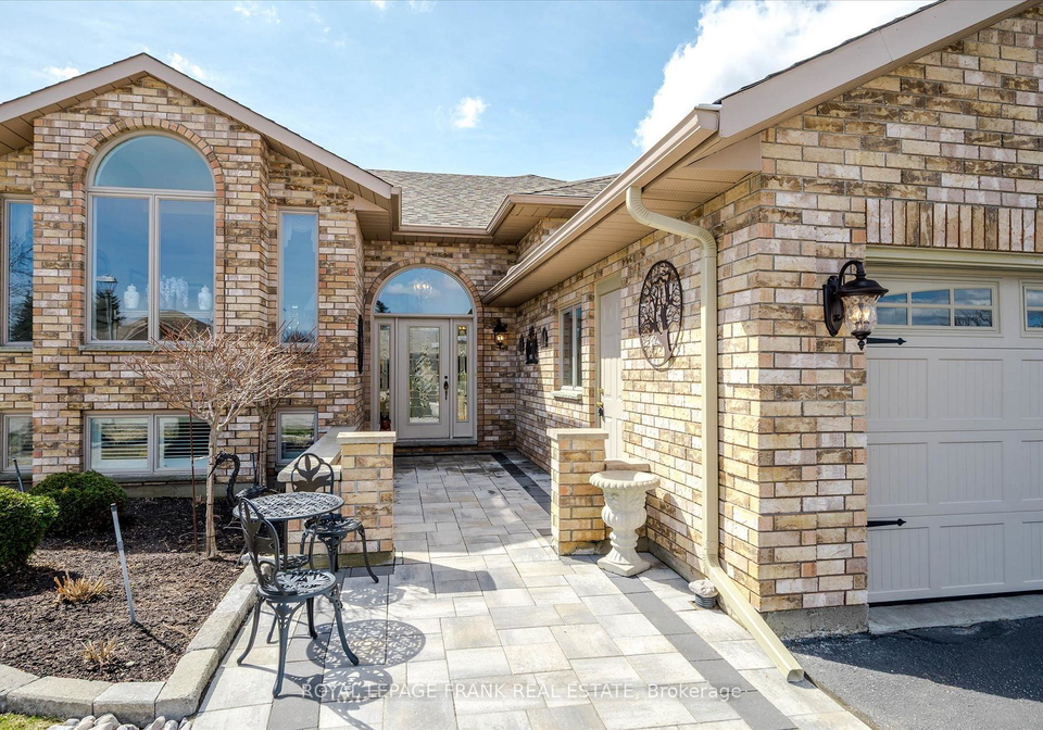 42-huntingwood-crescent-kawartha-lakes-ontario-x12516248