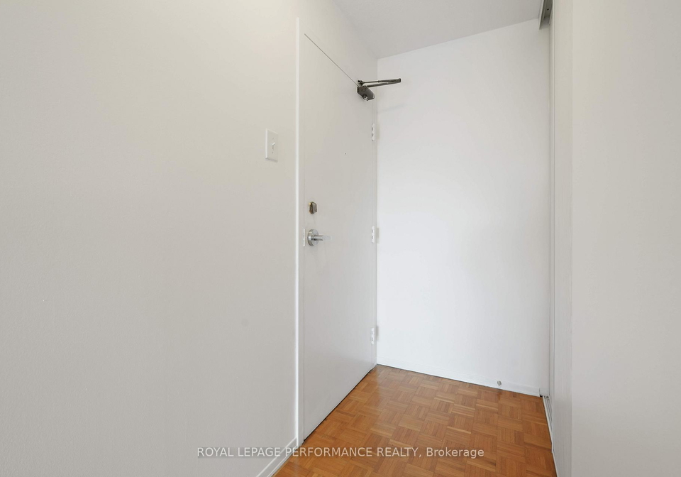 475-laurier-avenue-w-ottawa-ontario-x12516446