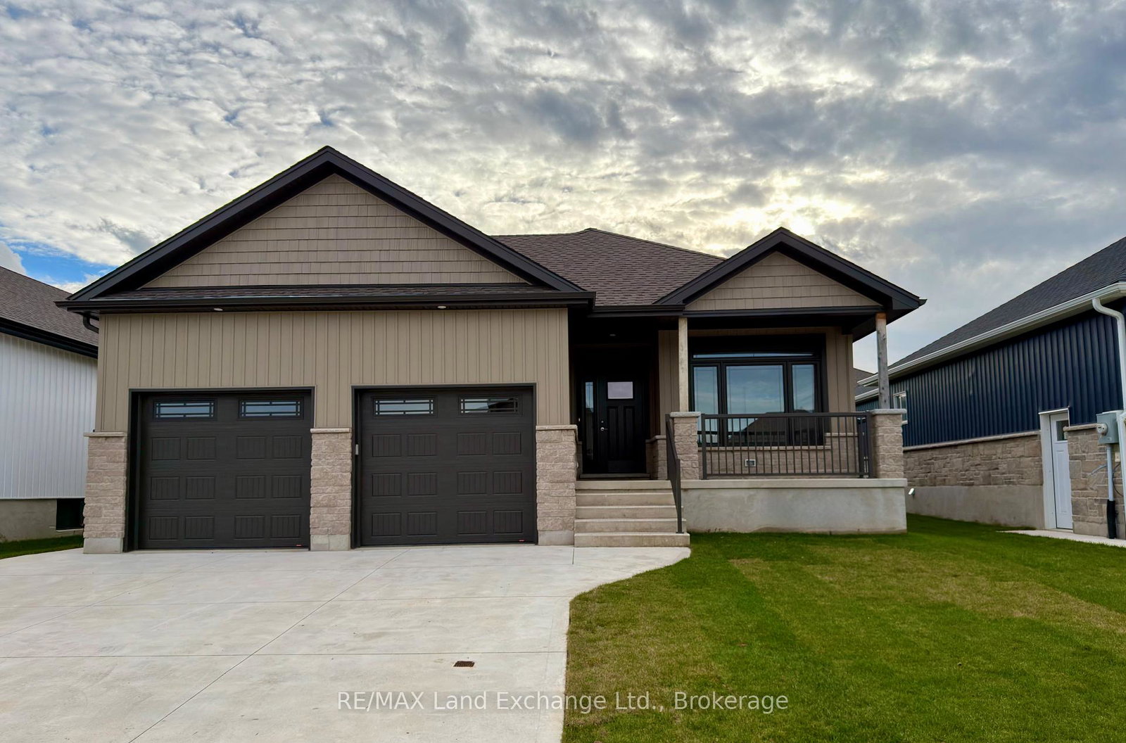 155-westlinks-drive-saugeen-shores-ontario-x12516734