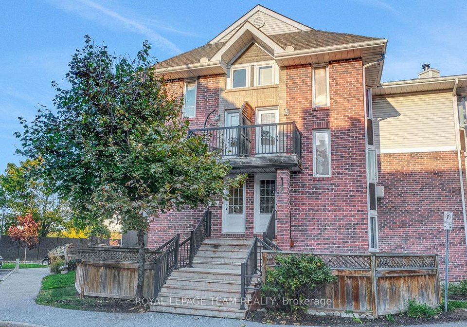 stonebank-crescent-ottawa-ontario-x12516754