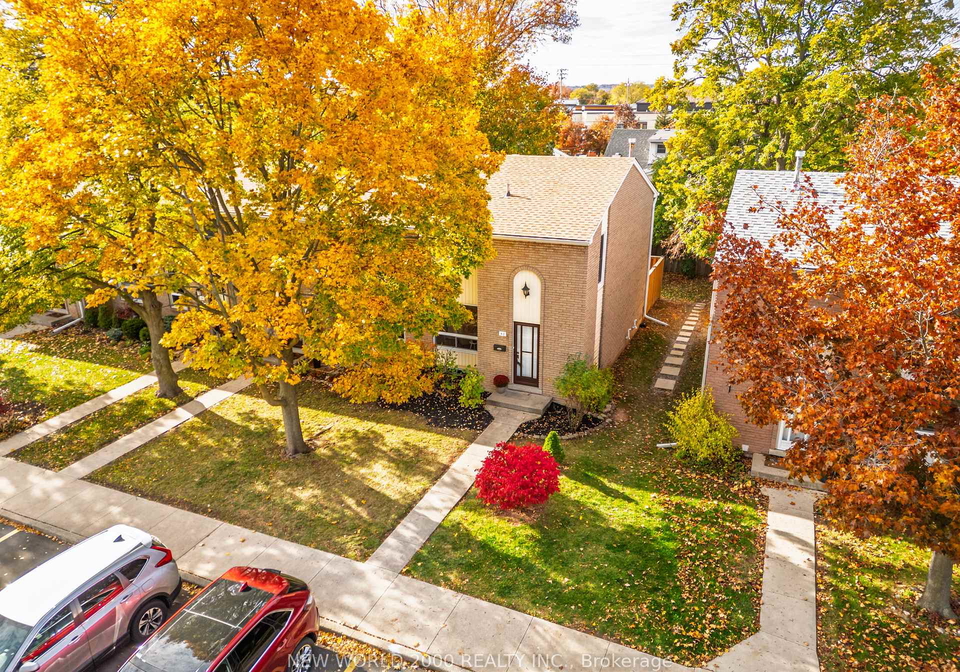 151-gateshead-crescent-hamilton-ontario-x12516764