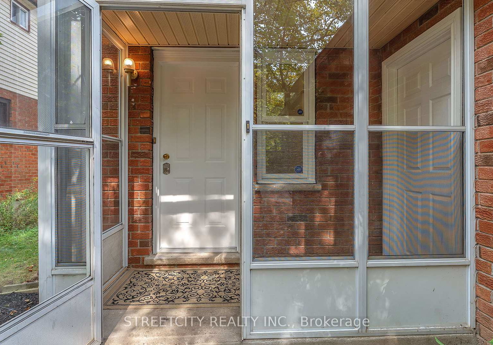151-walmer-gardens-london-north-ontario-x12516768