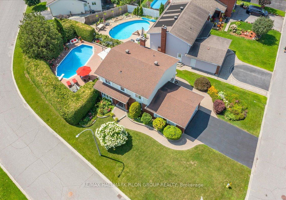 1066-taffy-lane-ottawa-ontario-x12516856