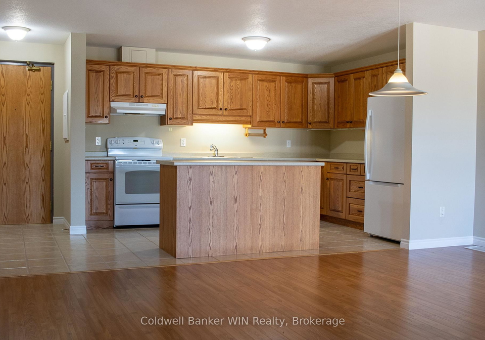 401-birmingham-street-e-wellington-north-ontario-x12516920